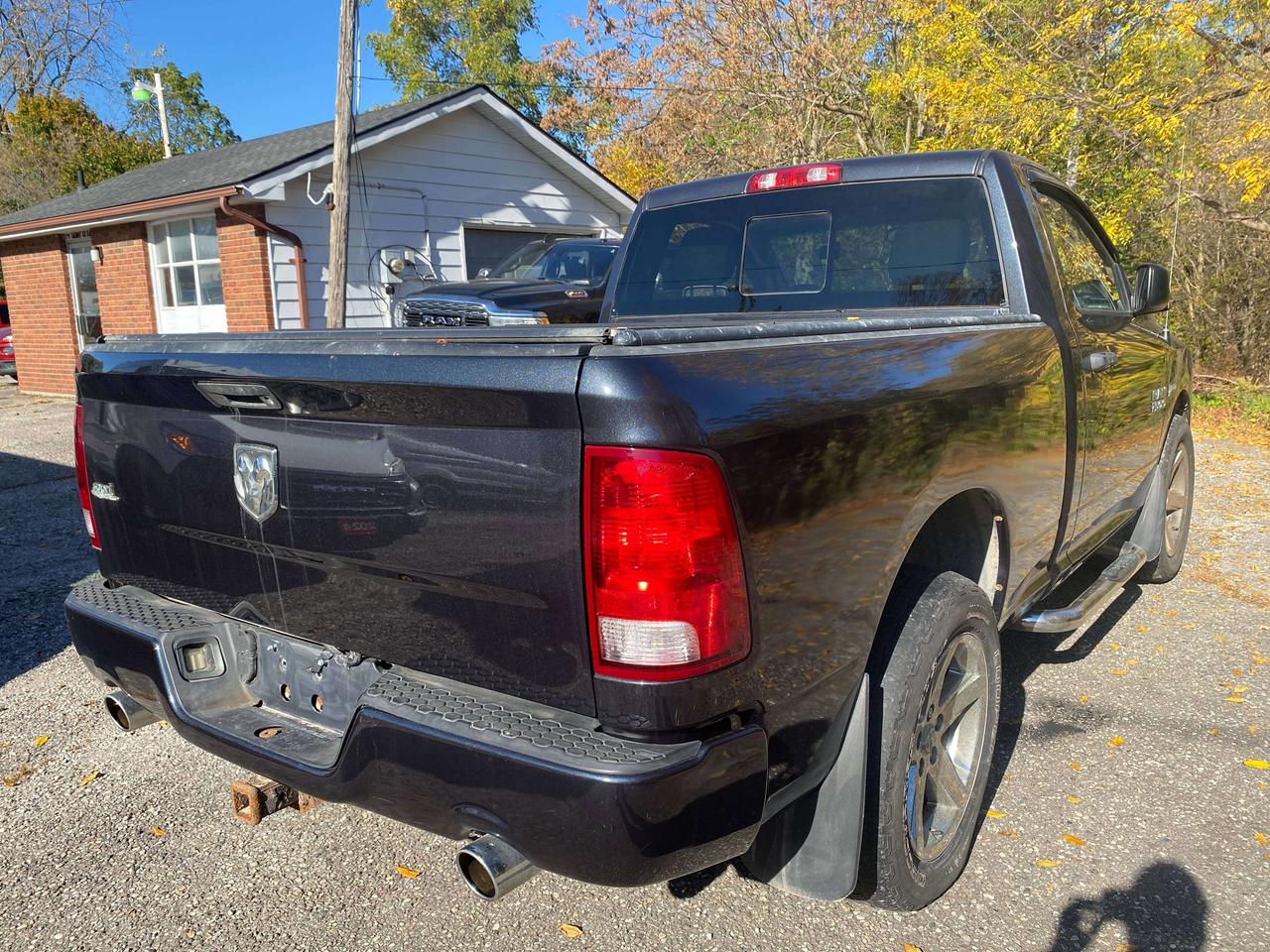 2016 RAM 1500 EXPRESS, AS IS, NOT INSPECTED FOR SAFETY EXPENSES! Photo