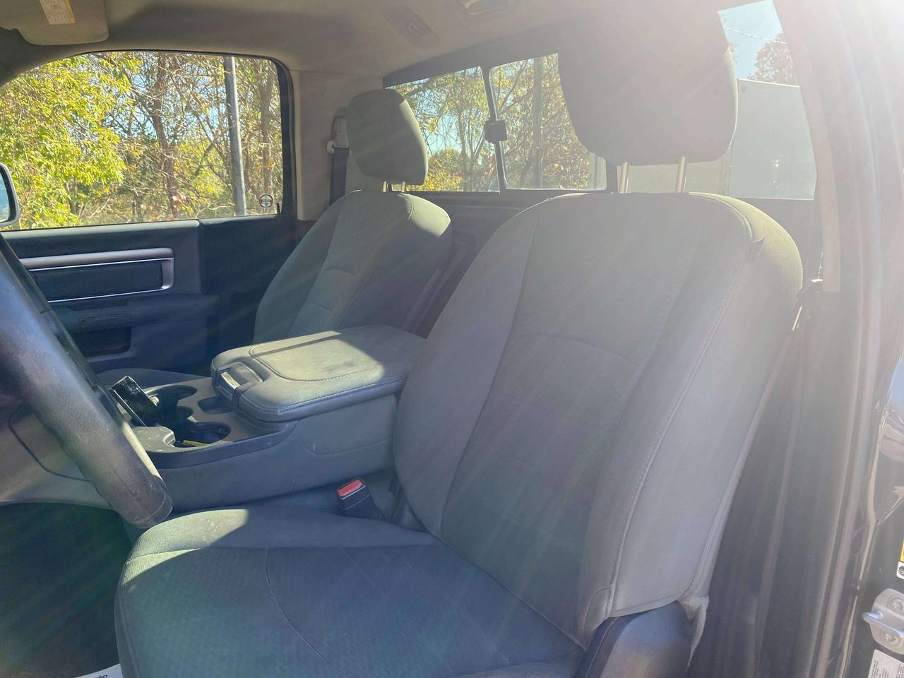 2016 RAM 1500 EXPRESS, AS IS, NOT INSPECTED FOR SAFETY EXPENSES! Photo
