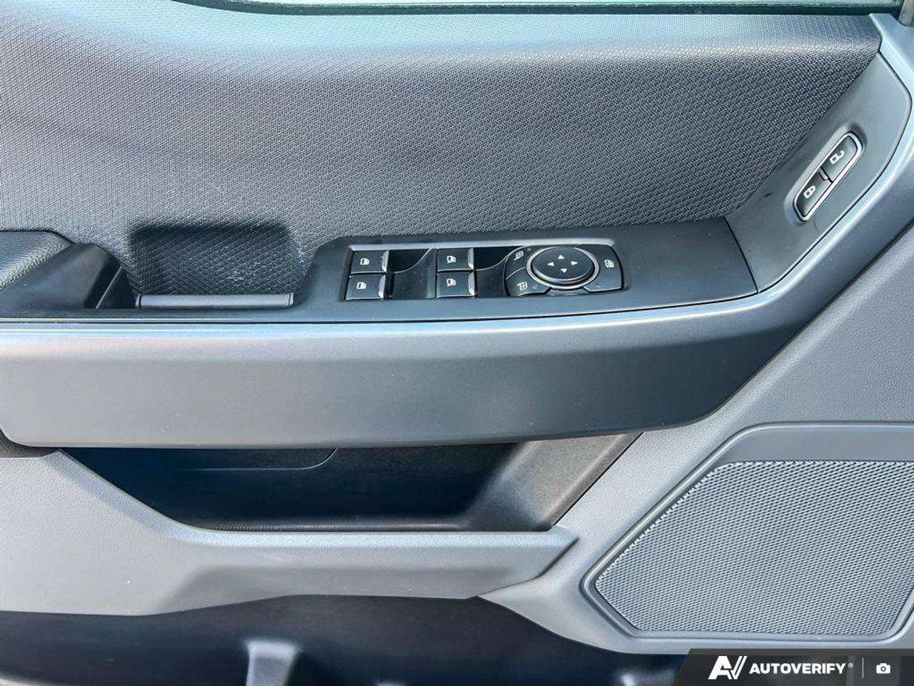 2023 Ford F-150 XLT   300A   TAILGATE STEP   3.5L V6 Photo