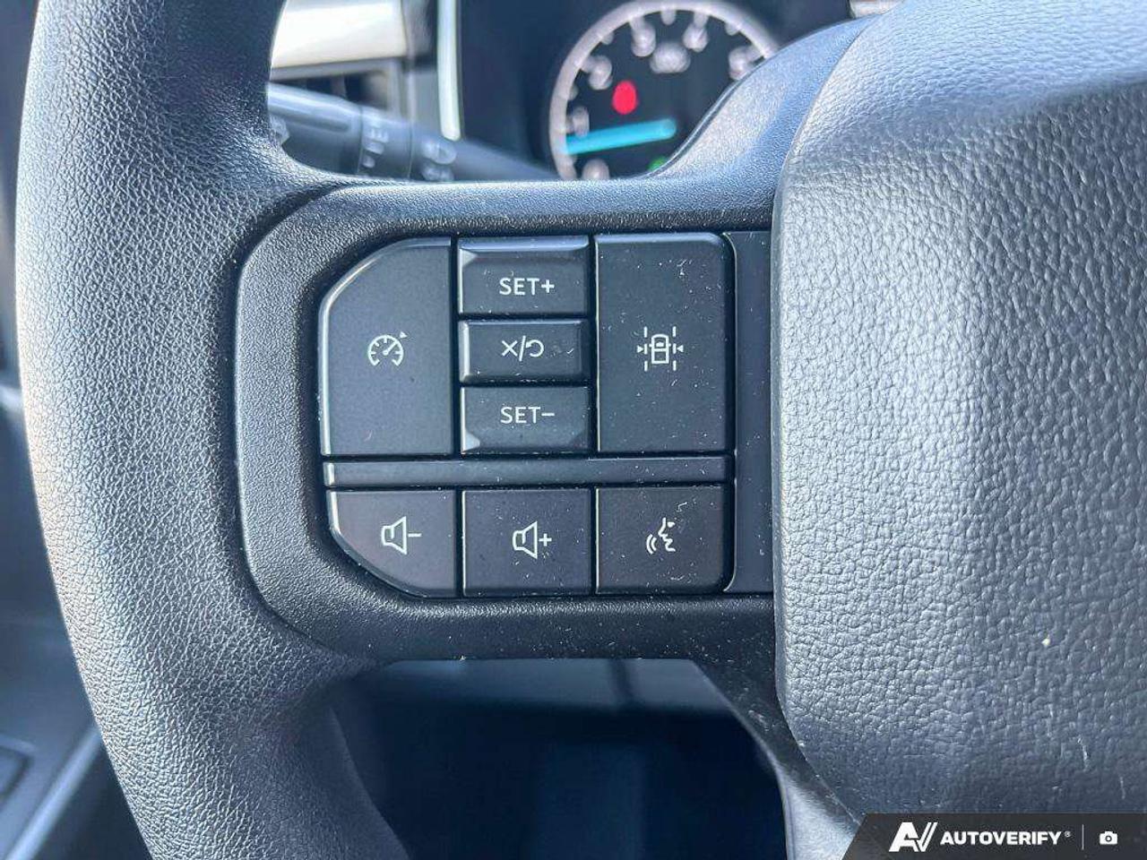 2023 Ford F-150 XLT   300A   TAILGATE STEP   3.5L V6 Photo