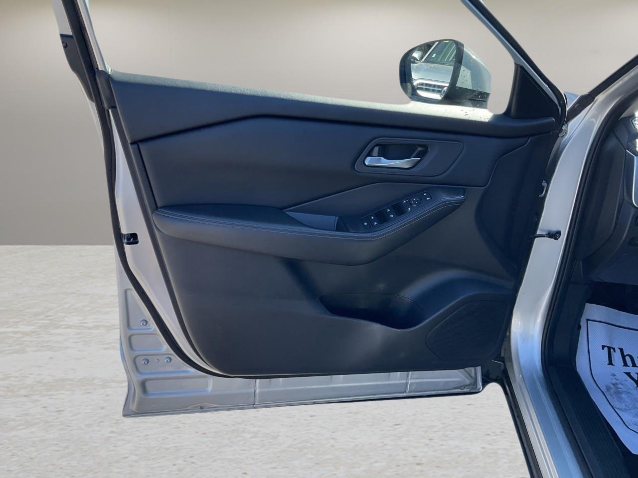 2025 Nissan Rogue  Photo