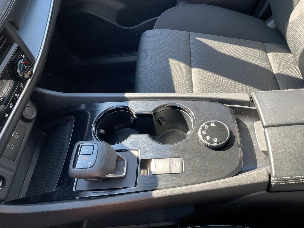 2025 Nissan Rogue  Photo