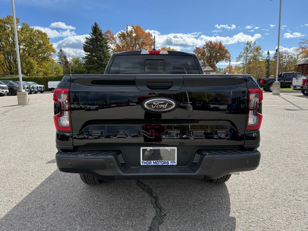 2026 Ford Ranger XLT 4WD SuperCrew 5' Box Photo3