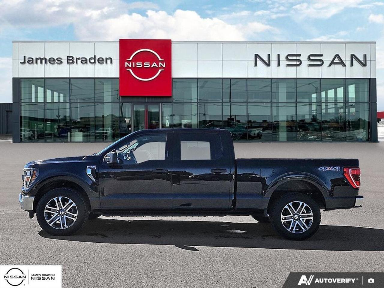 2023 Ford F-150 XLT 4WD SuperCrew 5.5' Box Photo2