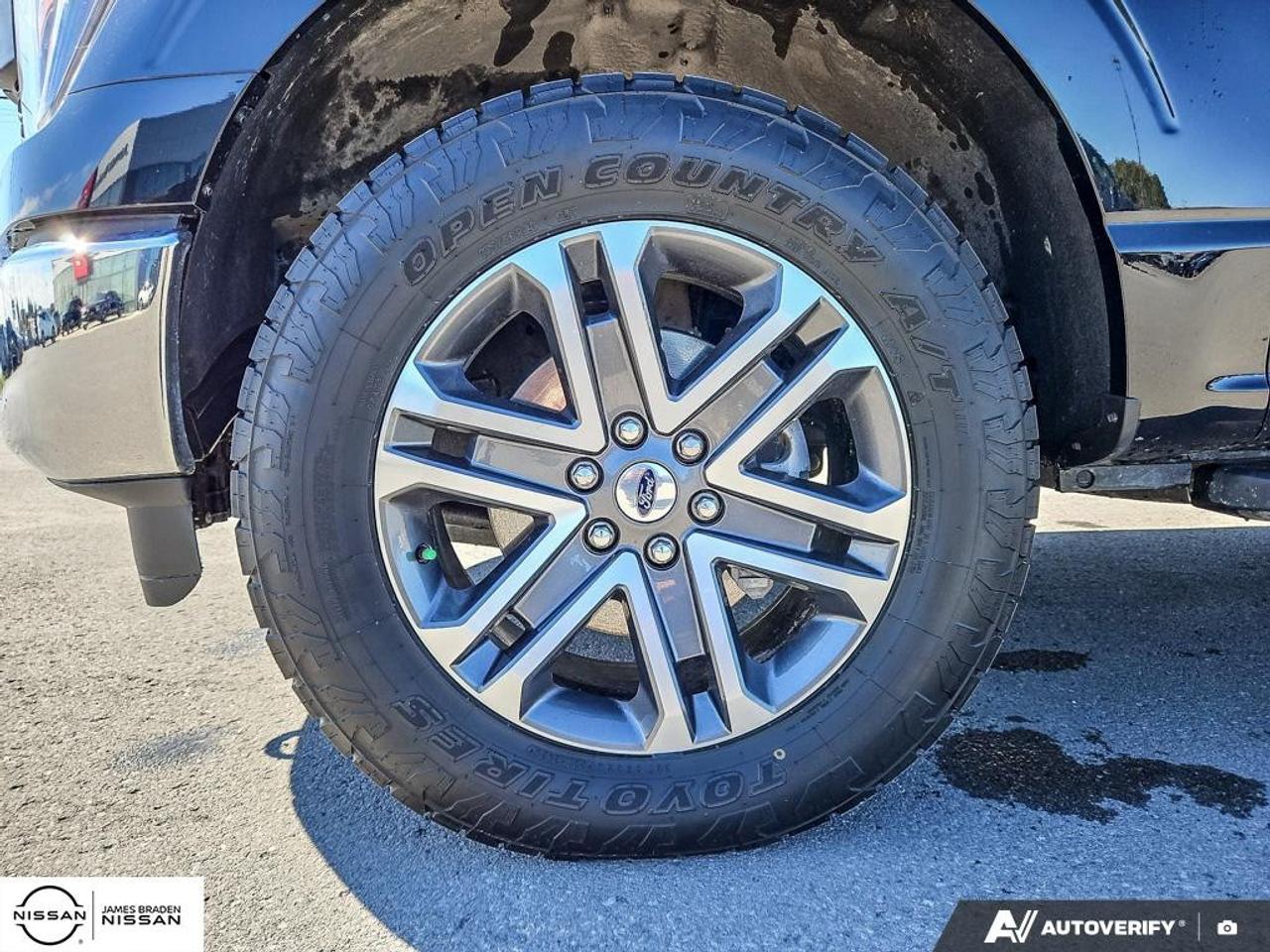 2023 Ford F-150 XLT 4WD SuperCrew 5.5' Box Photo