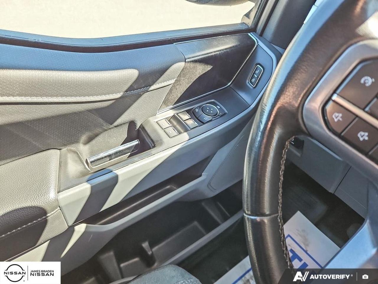 2023 Ford F-150 XLT 4WD SuperCrew 5.5' Box Photo