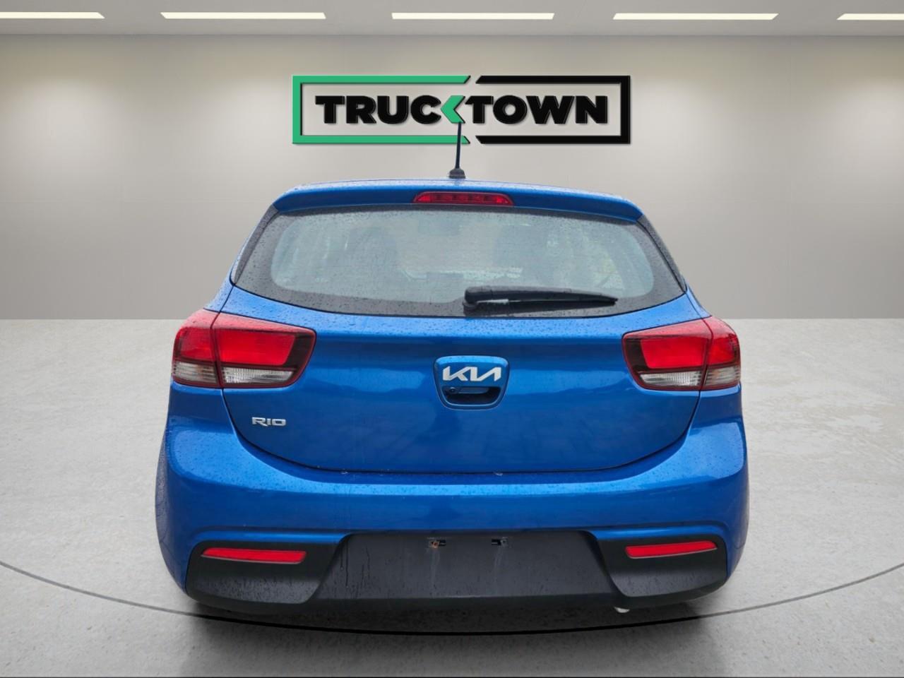 2023 Kia Rio EX Premium 4dr Hatchback Photo