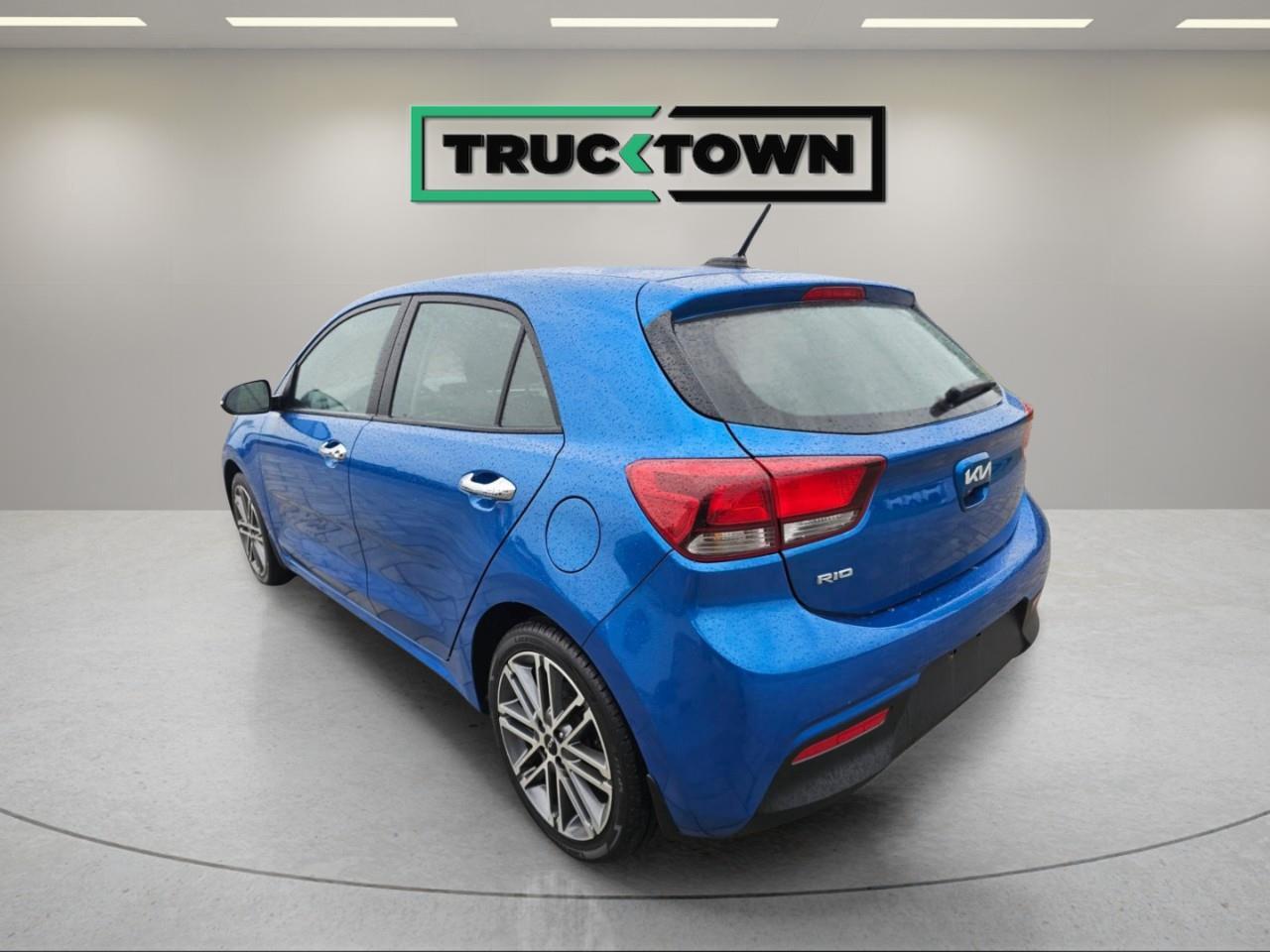 2023 Kia Rio EX Premium 4dr Hatchback Photo