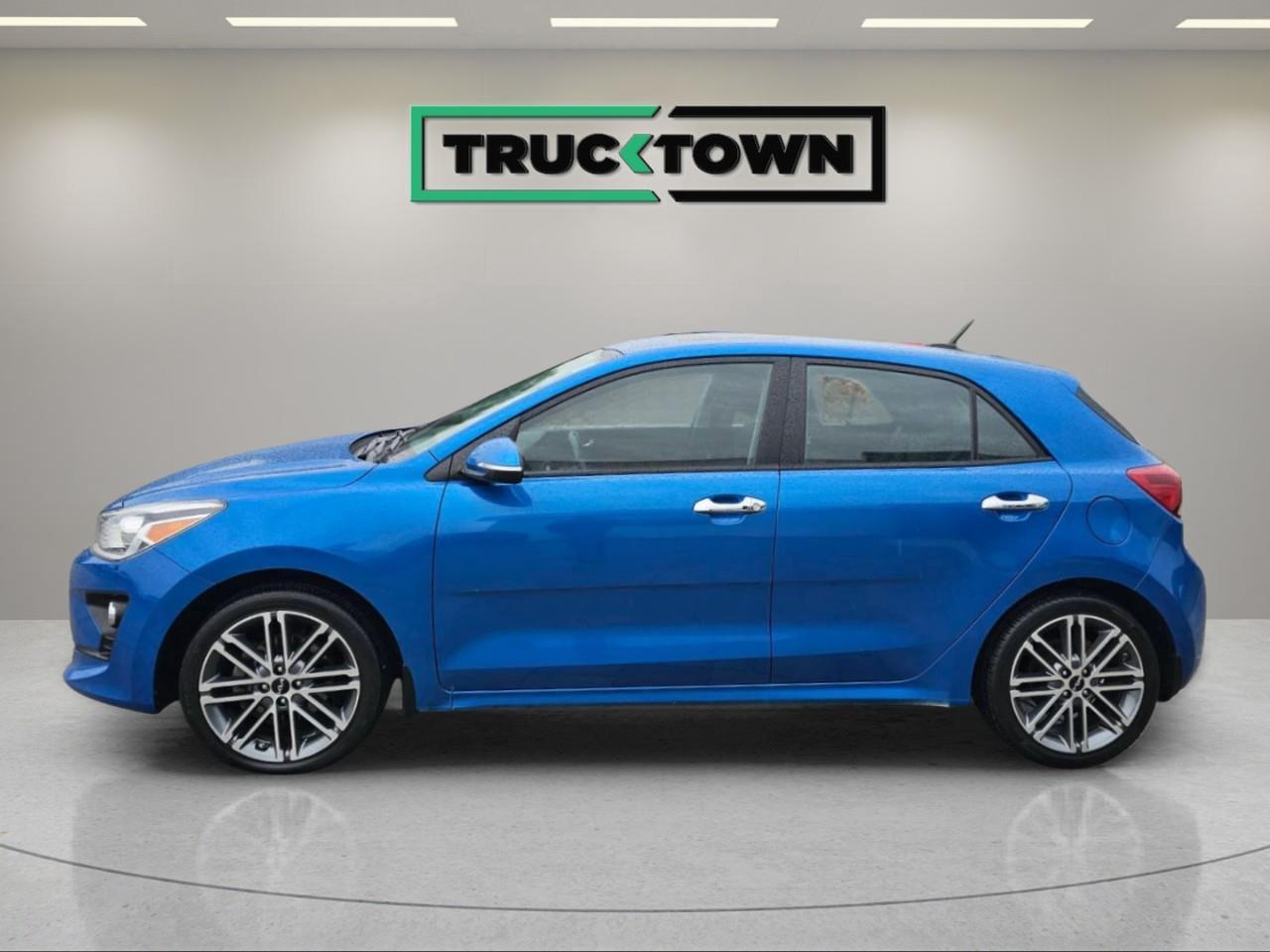 2023 Kia Rio EX Premium 4dr Hatchback Photo