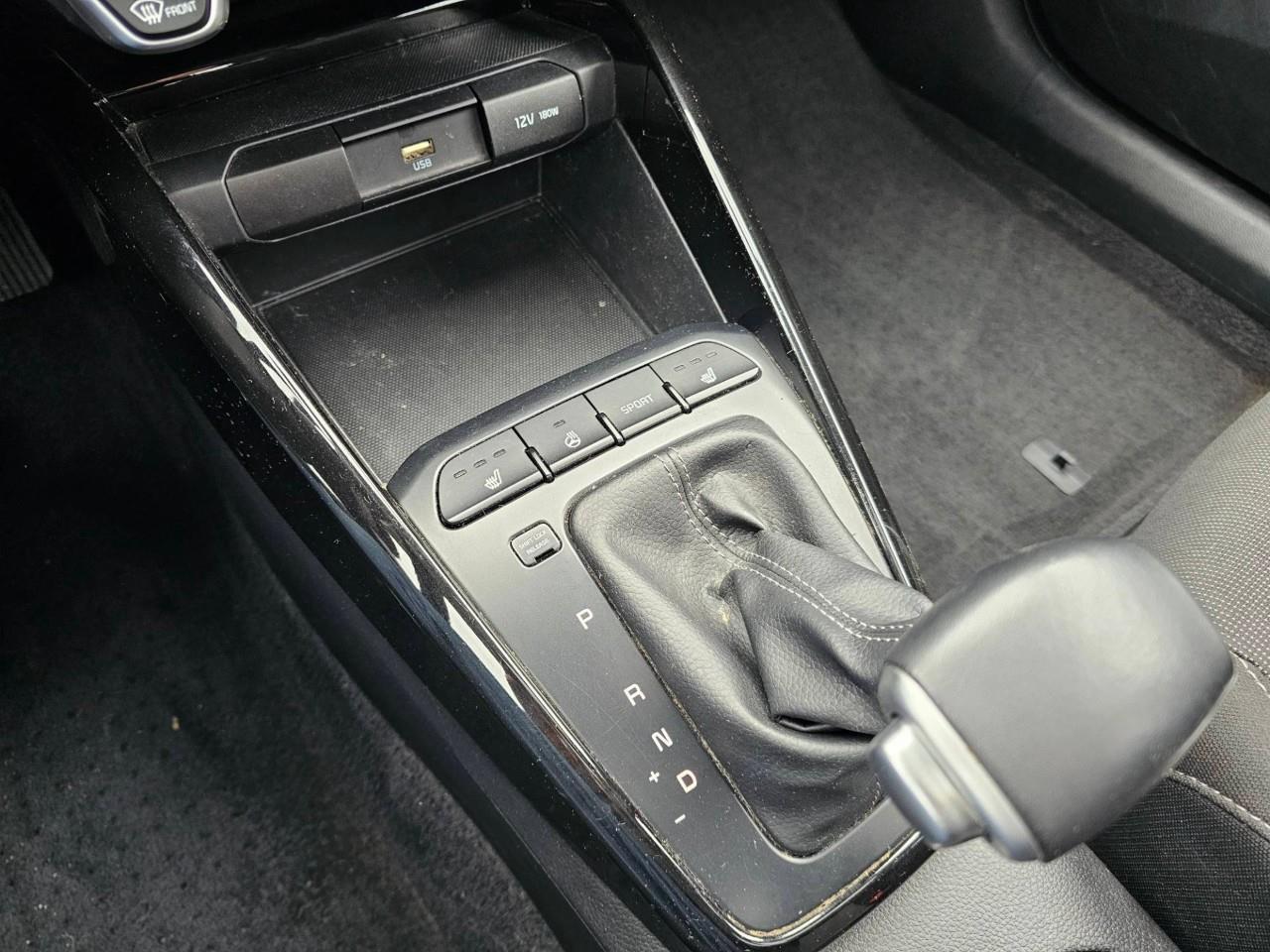 2023 Kia Rio EX Premium 4dr Hatchback Photo