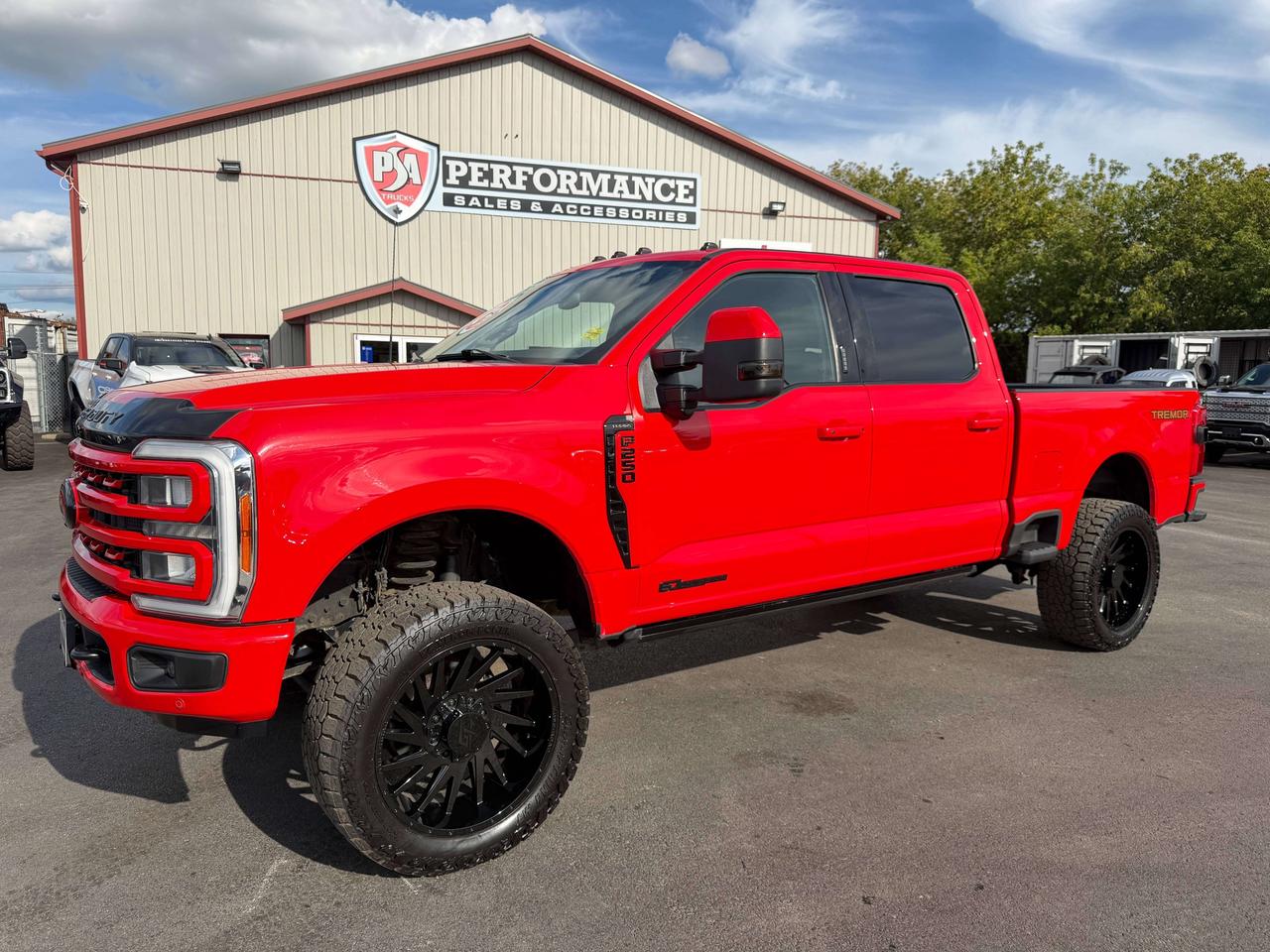 2023 Ford F-250 LARIAT Photo