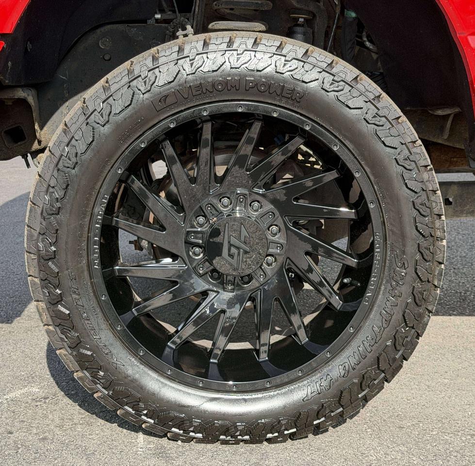 2023 Ford F-250 LARIAT Photo