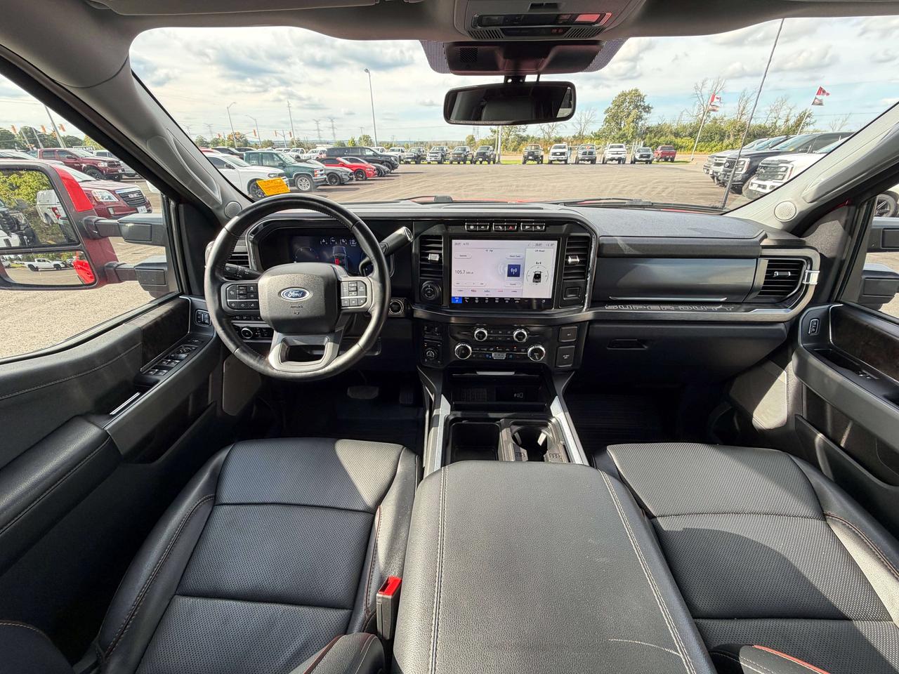 2023 Ford F-250 LARIAT Photo