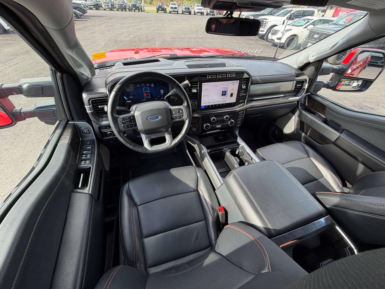 2023 Ford F-250 LARIAT Photo