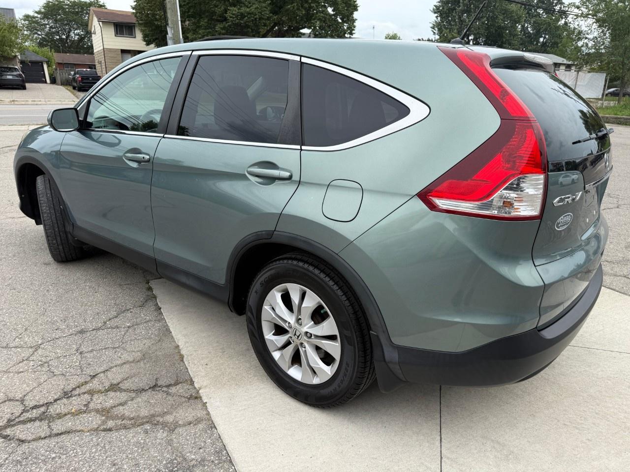 2013 Honda CR-V 2WD EX Photo