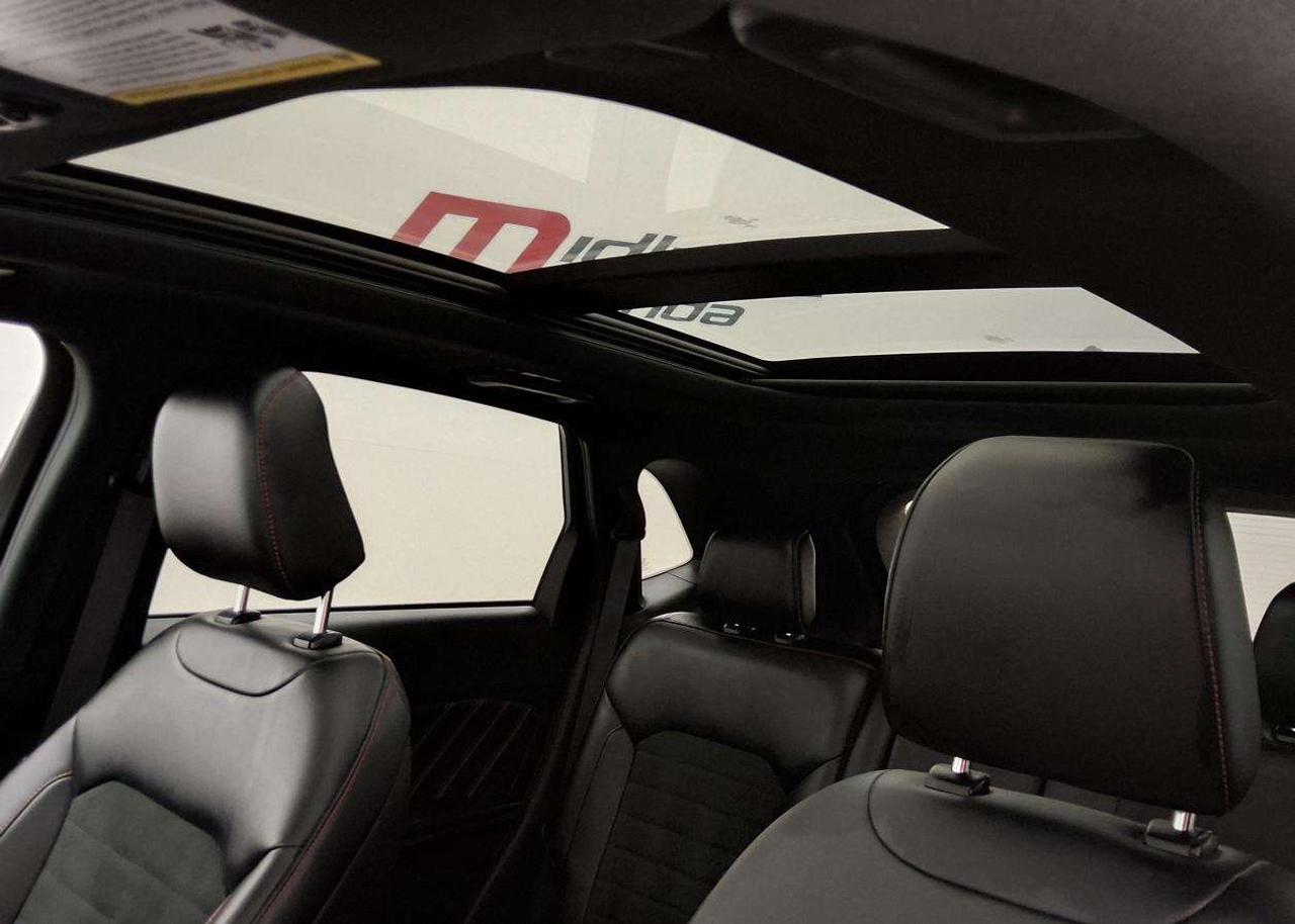 2022 Ford Edge SEL Photo