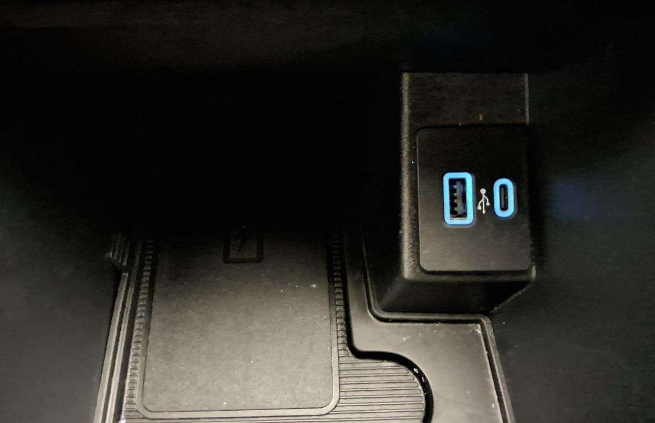 2022 Ford Edge SEL Photo