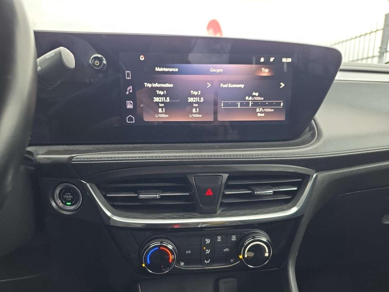 2024 Buick Encore GX Sport Touring AWD * NO ACCIDENTS / CARPLAY / CAMERA / REMOTE START Photo