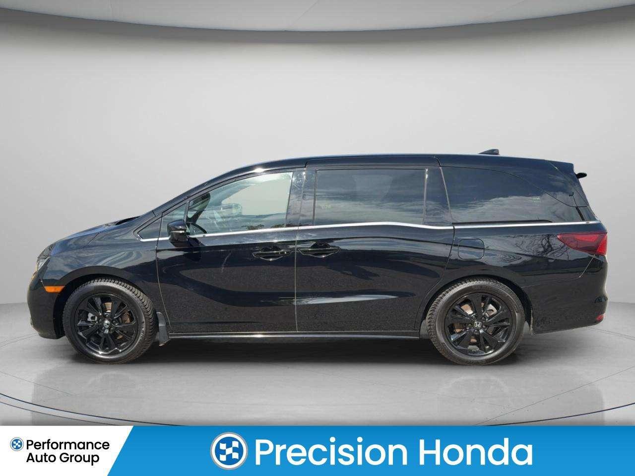 2024 Honda Odyssey Black Edition Leather Sunroof Nav CarPlay Photo