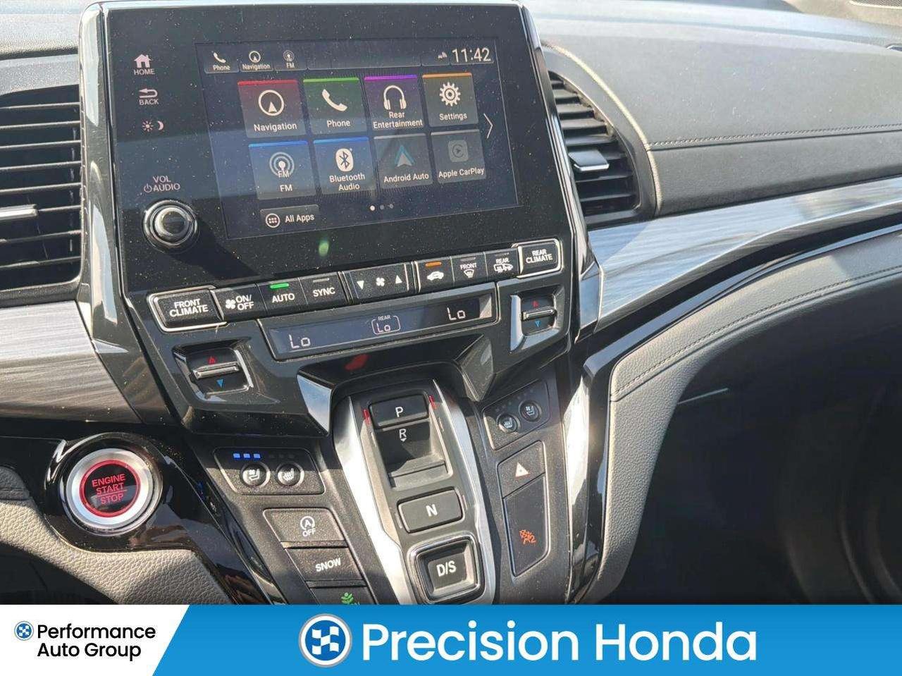2024 Honda Odyssey Black Edition Leather Sunroof Nav CarPlay Photo