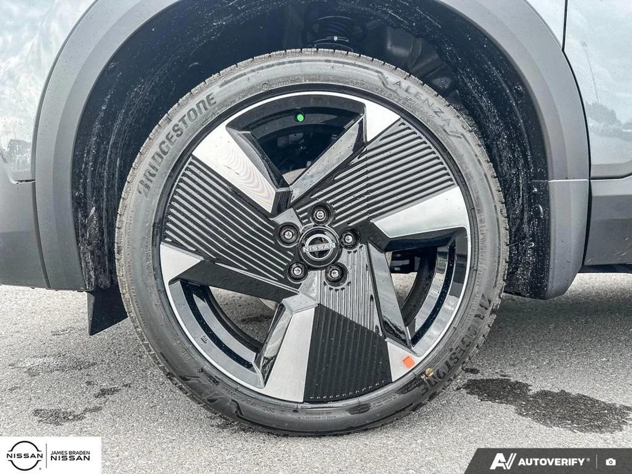 2027 Nissan Kicks SR Premium AWD Photo