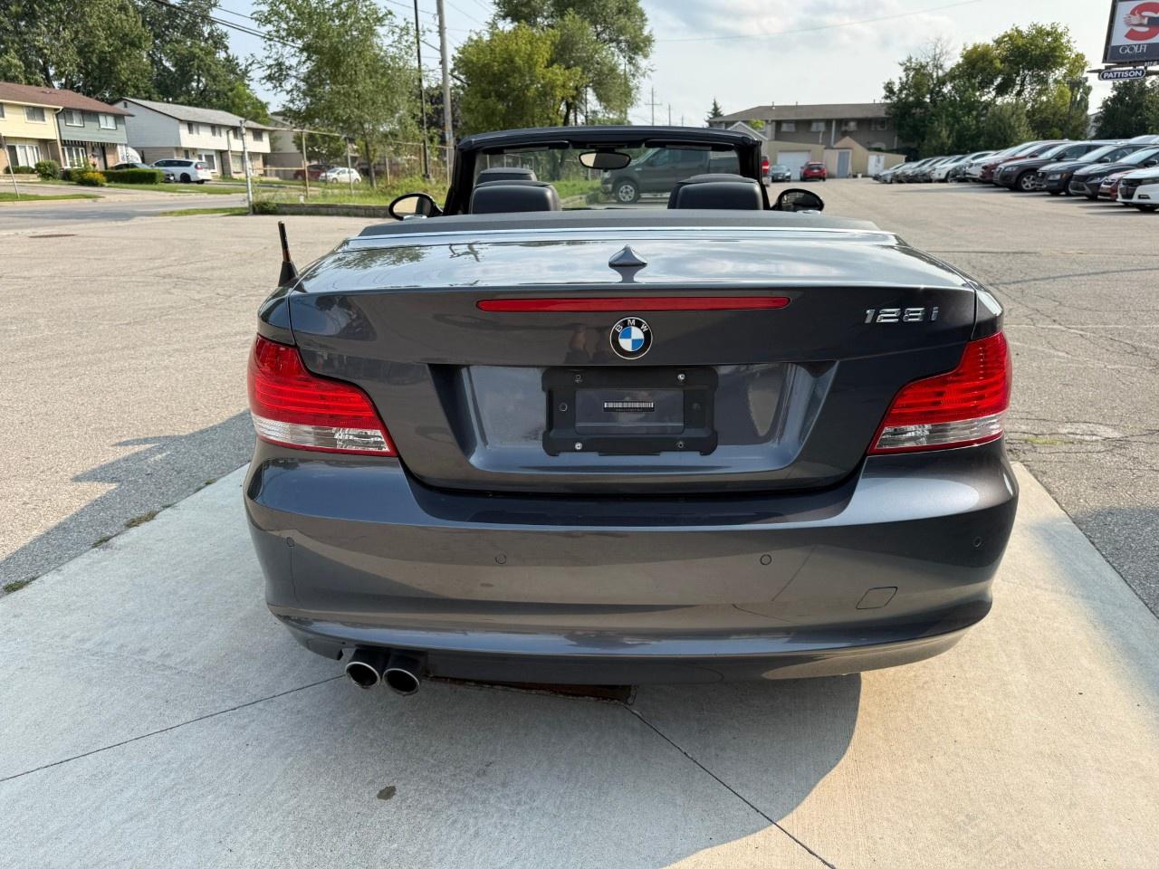 2008 BMW 1 Series 2DR CABRIOLET 128I Photo