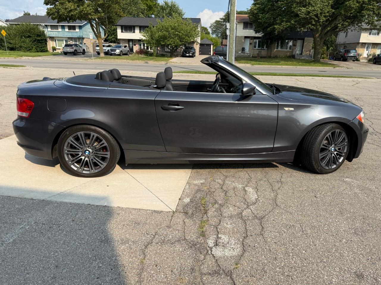2008 BMW 1 Series 2DR CABRIOLET 128I Photo