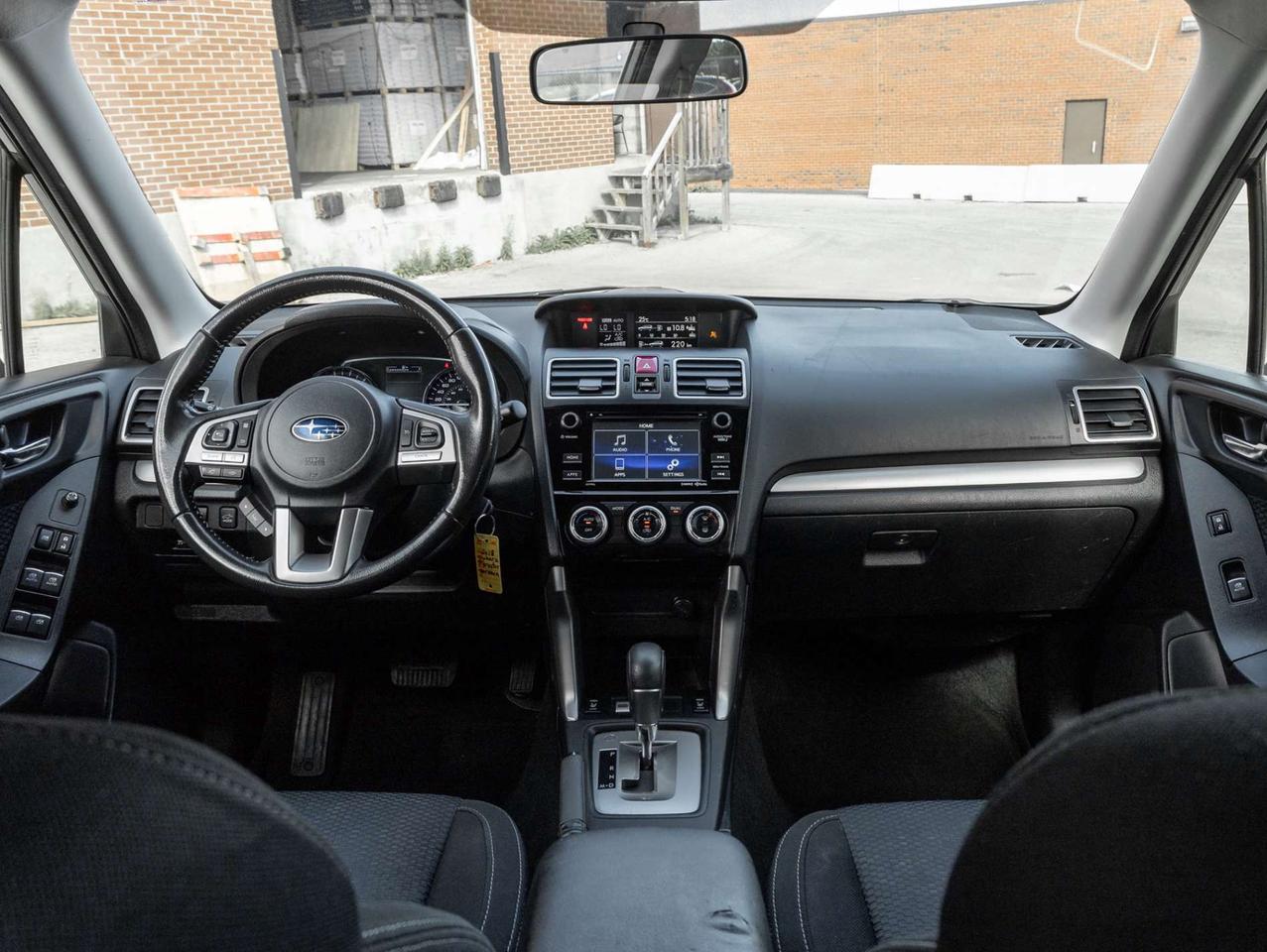 2018 Subaru Forester 2.5i Touring CVT, AWD Photo