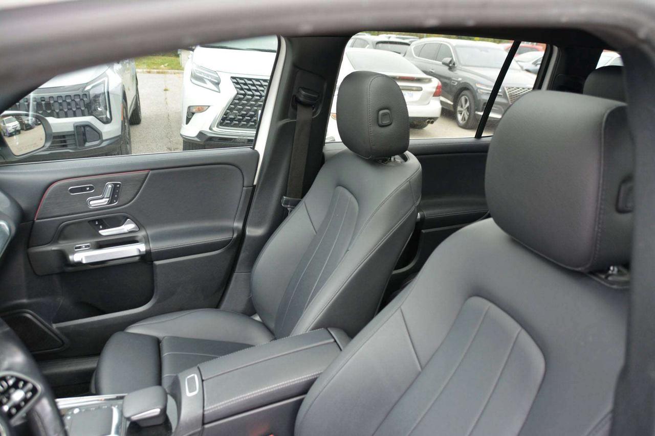 2021 Mercedes-Benz GLB GLB 250 Photo