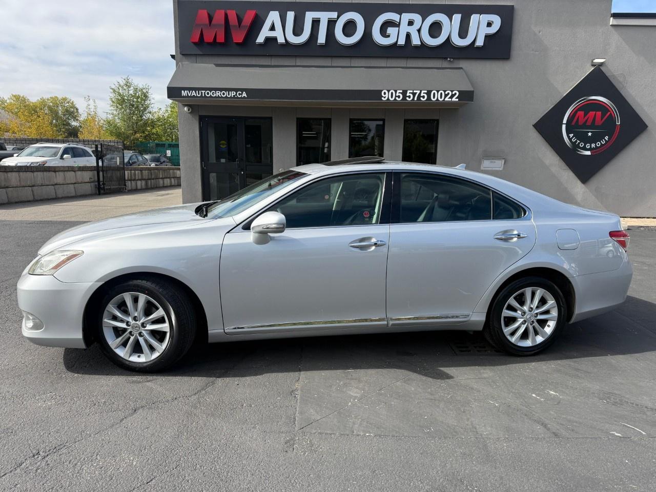 2011 Lexus ES 350 4dr Sdn Photo5
