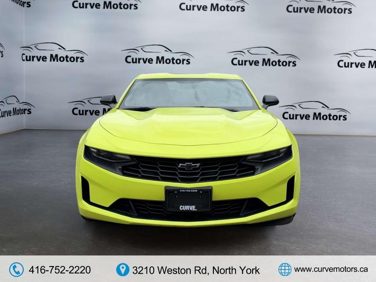 2019 Chevrolet Camaro AUTO / NO ACCIDENTS / NEON YELLOW / WELL MAINTAINED / CARPLAY / CAMERA Photo1