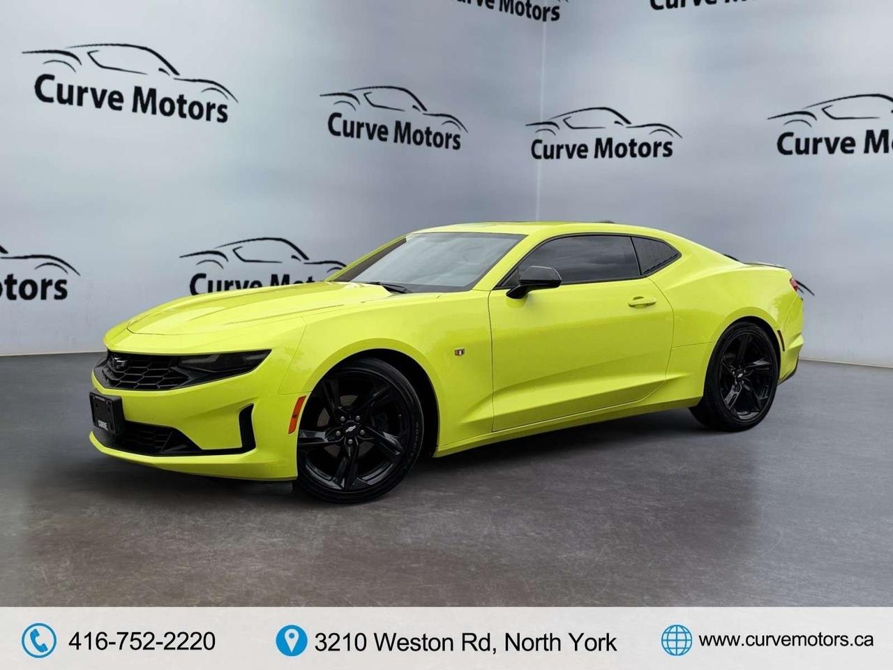 2019 Chevrolet Camaro AUTO / NO ACCIDENTS / NEON YELLOW / WELL MAINTAINED / CARPLAY / CAMERA Photo