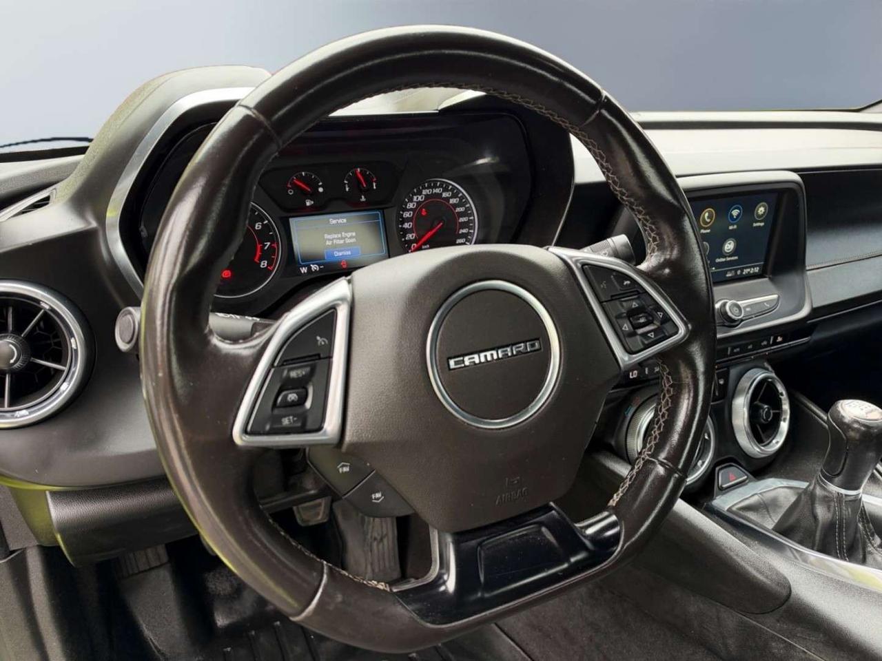 2019 Chevrolet Camaro AUTO / NO ACCIDENTS / NEON YELLOW / WELL MAINTAINED / CARPLAY / CAMERA Photo