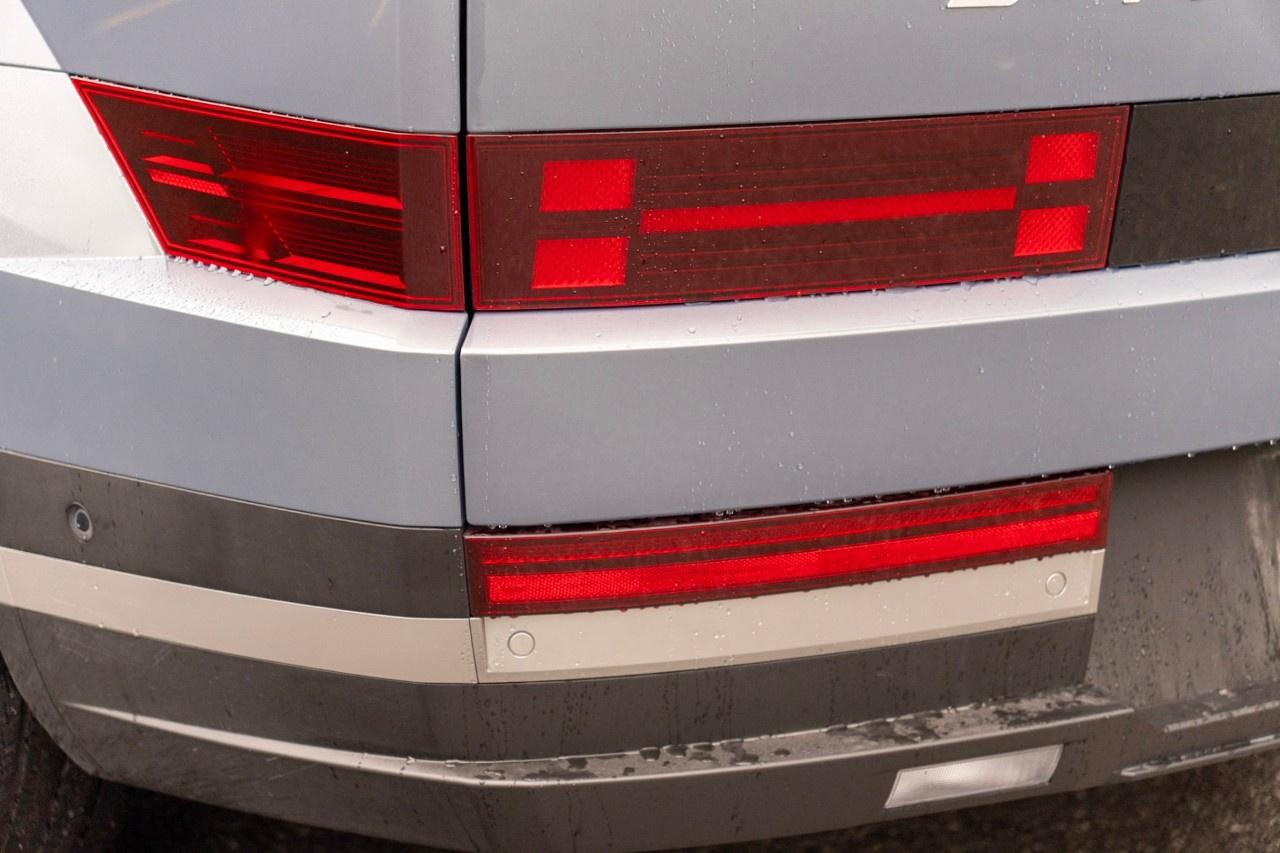 2026 Hyundai Santa Fe Hybrid Luxury AWD Photo