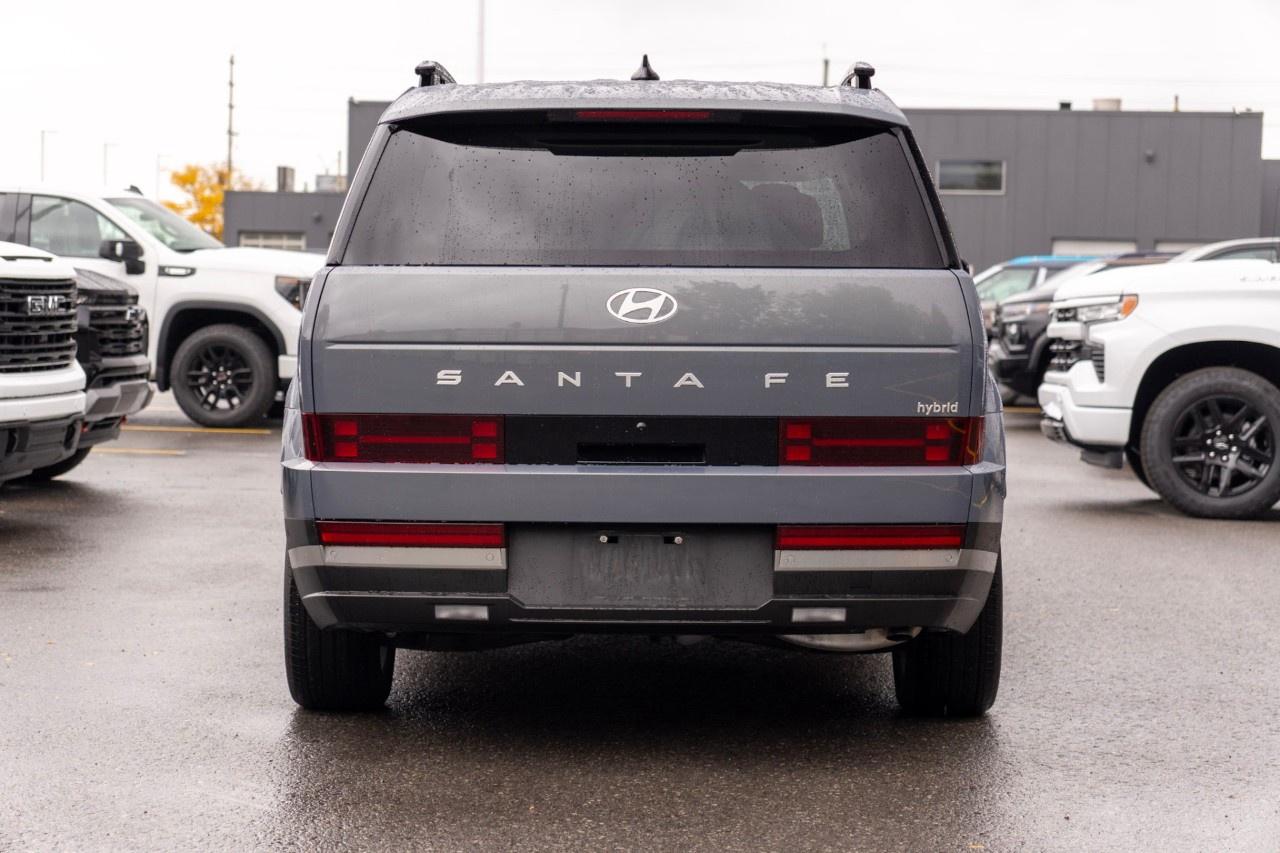 2026 Hyundai Santa Fe Hybrid Luxury AWD Photo