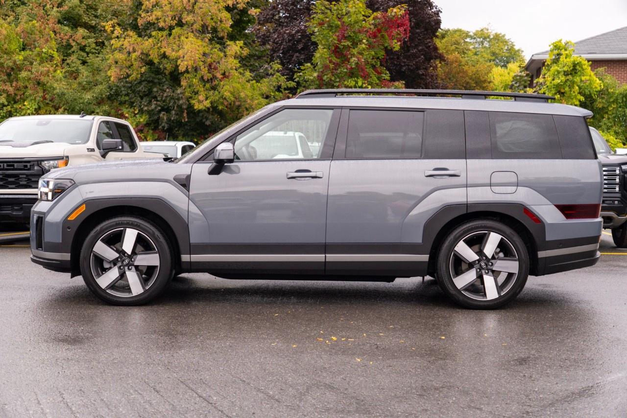 2026 Hyundai Santa Fe Hybrid Luxury AWD Photo