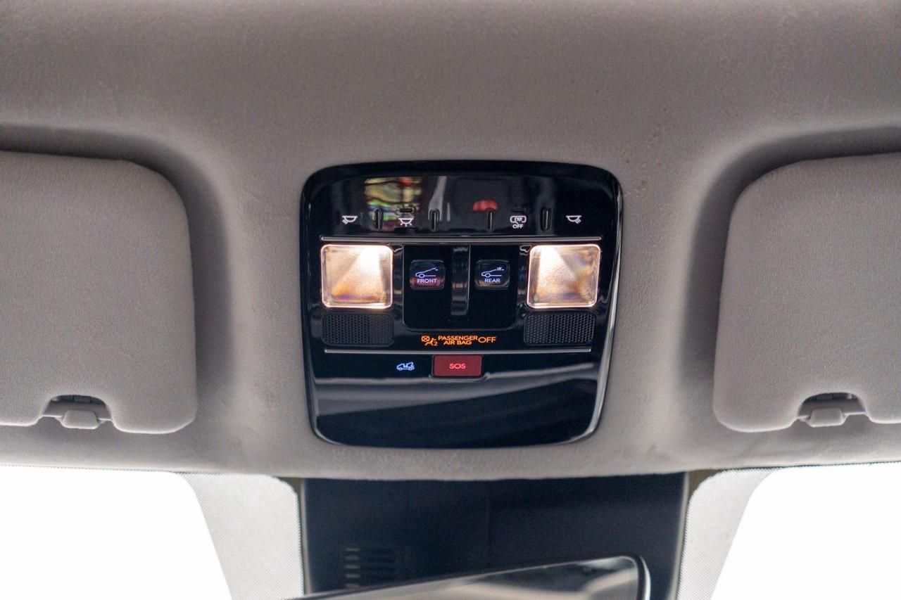 2026 Hyundai Santa Fe Hybrid Luxury AWD Photo