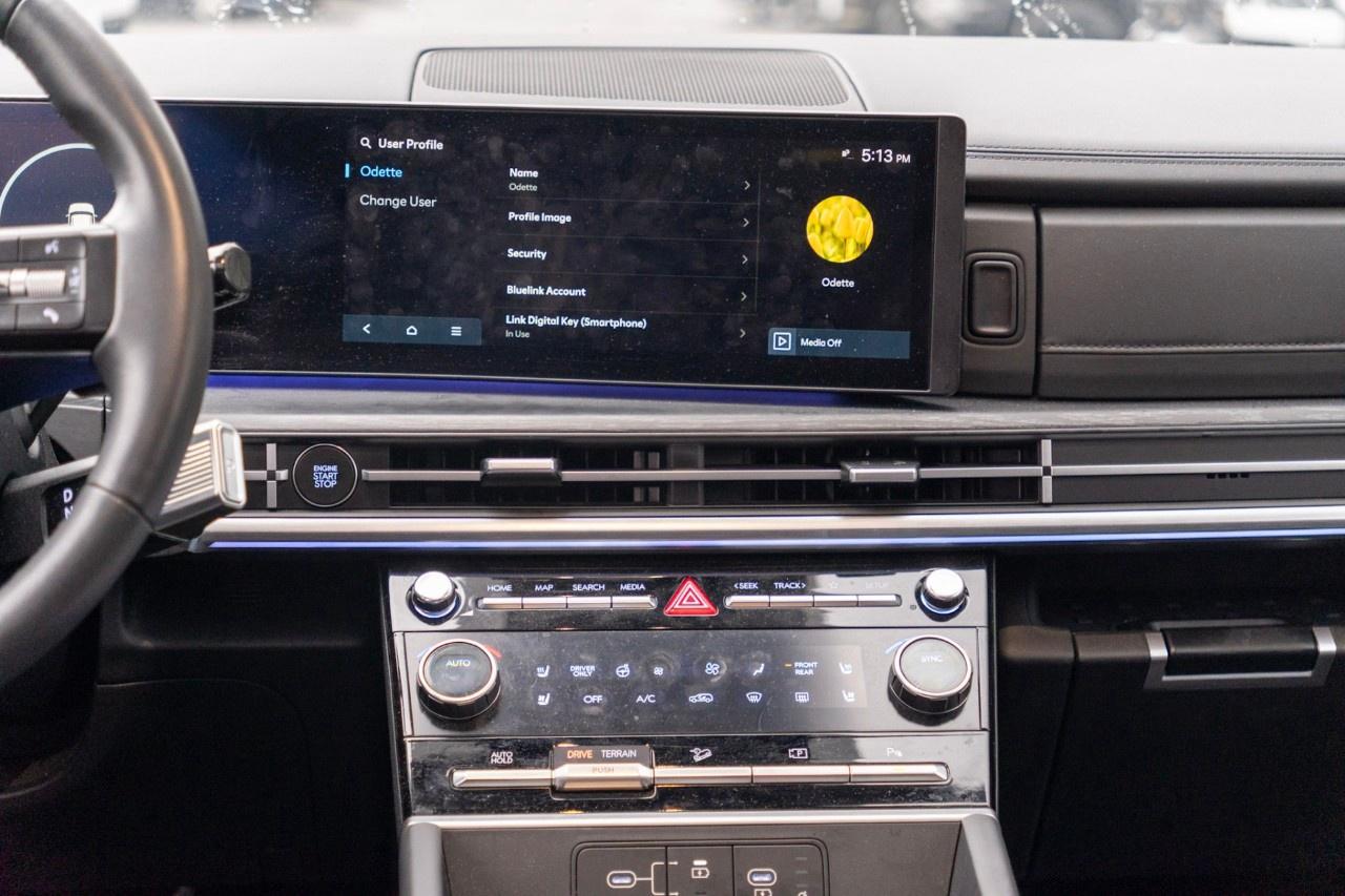 2026 Hyundai Santa Fe Hybrid Luxury AWD Photo