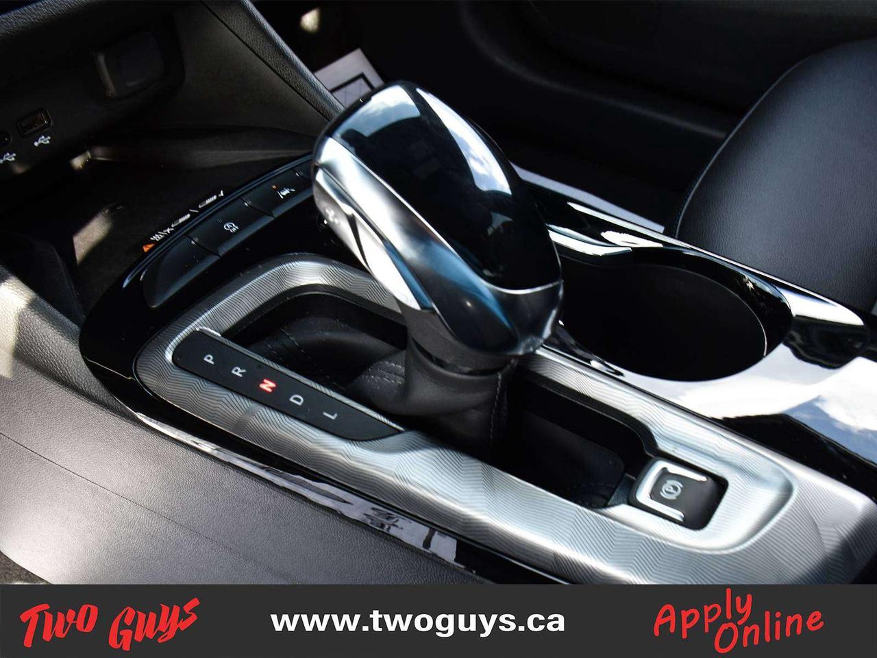 2025 Buick Envista Sport Touring   Htd Leather   ACC   Lease Return Photo