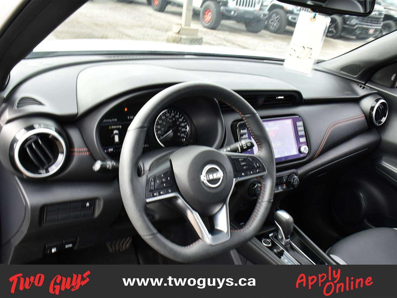 2024 Nissan Kicks SR Premium   Htd Leather   ACC   Lease Return Photo