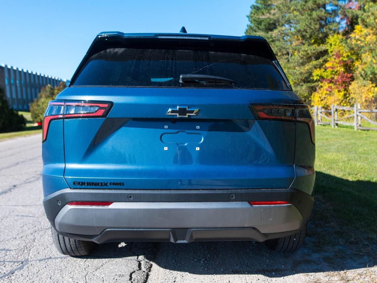 2027 Chevrolet Equinox AWD LT Photo