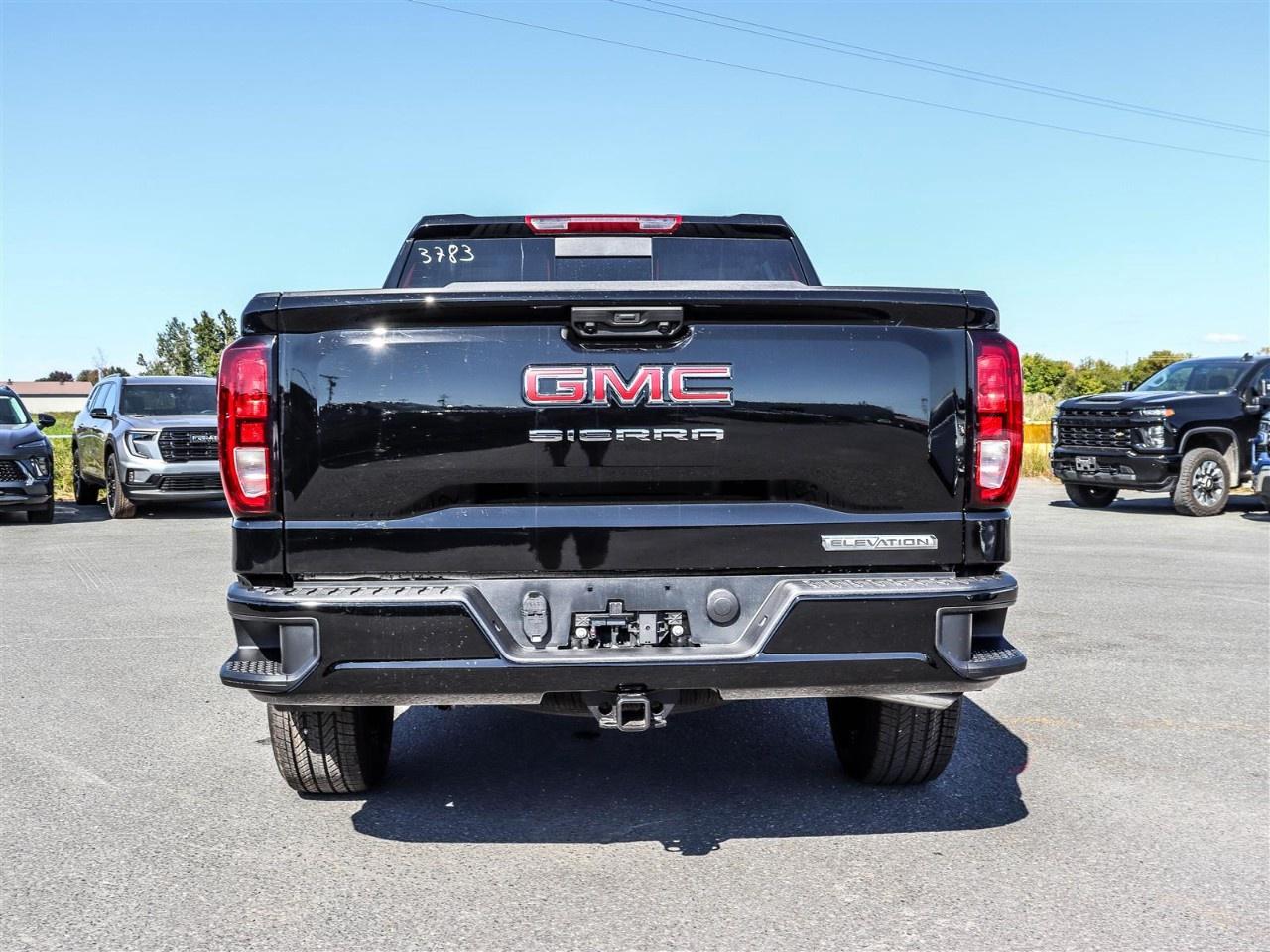 2026 GMC Sierra 1500 Crew Cab Short Box 4-Wheel Drive Elevation Photo