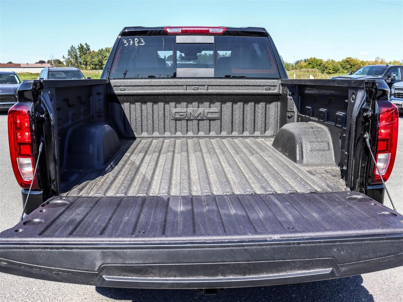 2026 GMC Sierra 1500 Crew Cab Short Box 4-Wheel Drive Elevation Photo