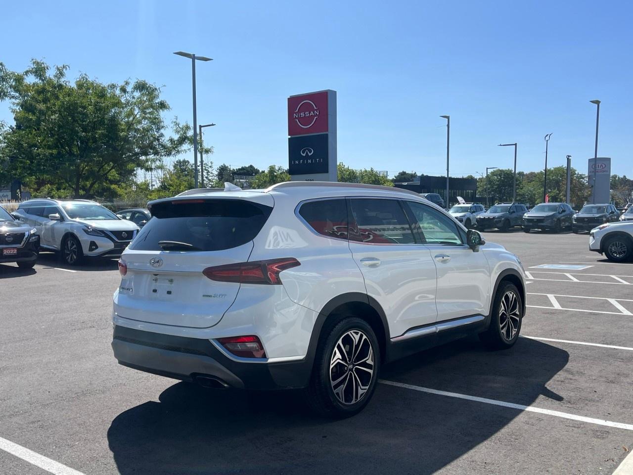 2019 Hyundai Santa Fe 2.0T Ultimate AWD Photo4