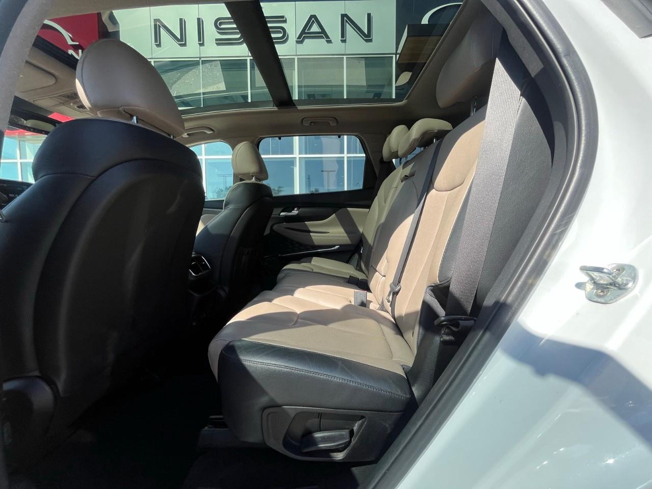 2019 Hyundai Santa Fe 2.0T Ultimate AWD Photo