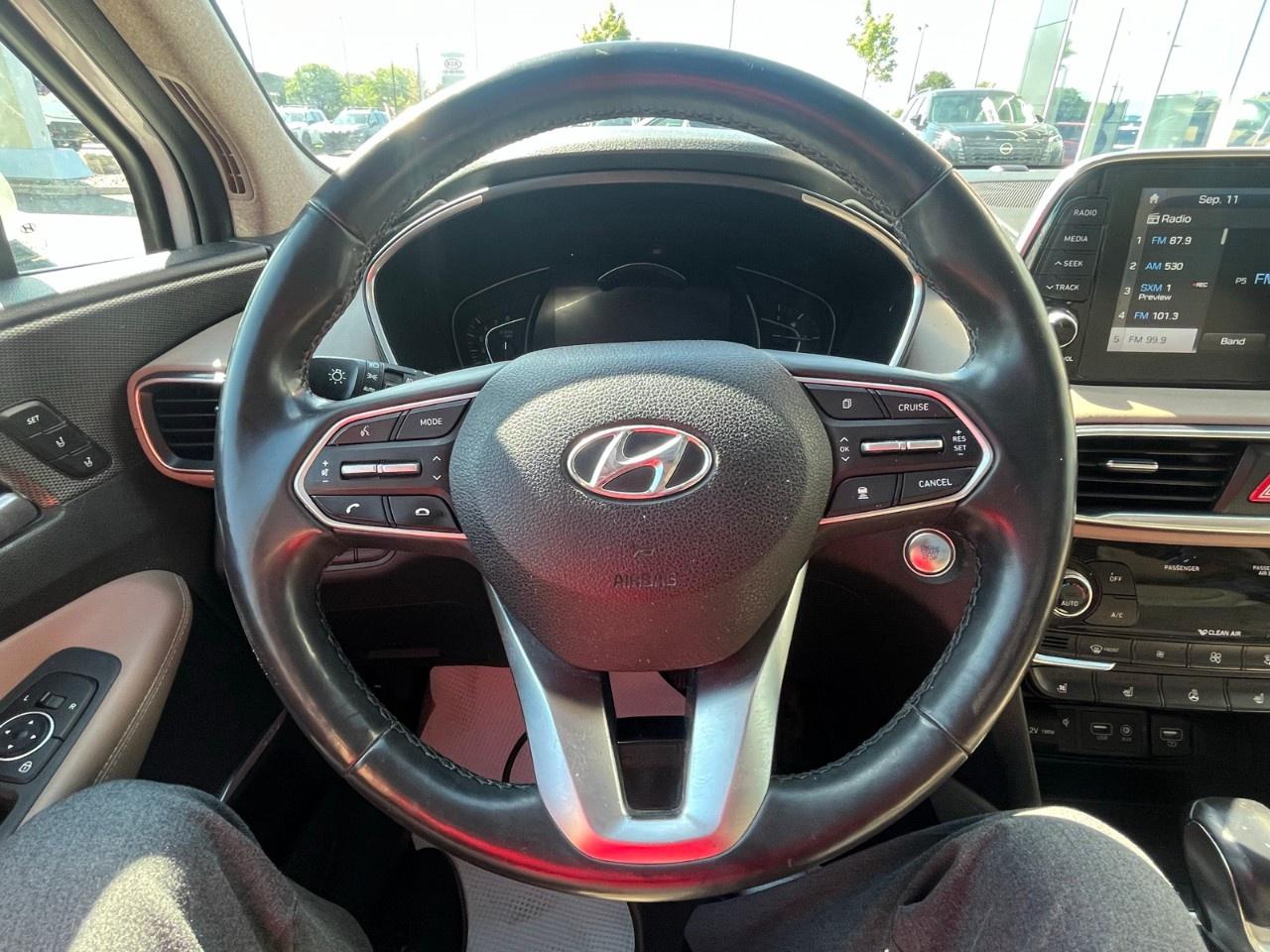 2019 Hyundai Santa Fe 2.0T Ultimate AWD Photo