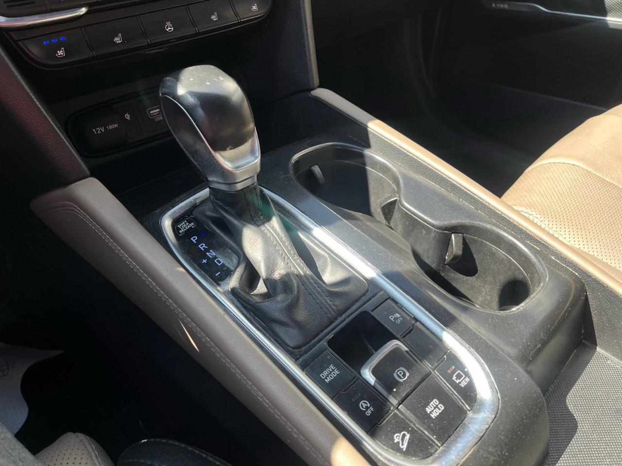 2019 Hyundai Santa Fe 2.0T Ultimate AWD Photo