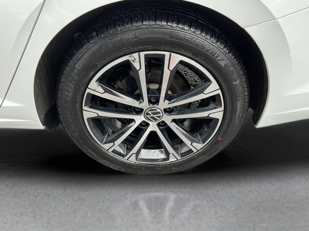 2024 Volkswagen Jetta Comfortline (A8) 4dr Sedan Photo