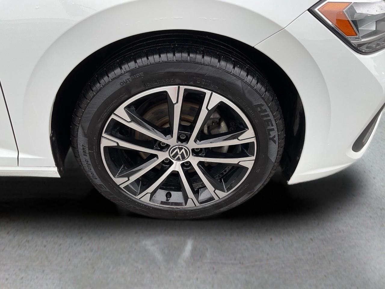 2024 Volkswagen Jetta Comfortline (A8) 4dr Sedan Photo