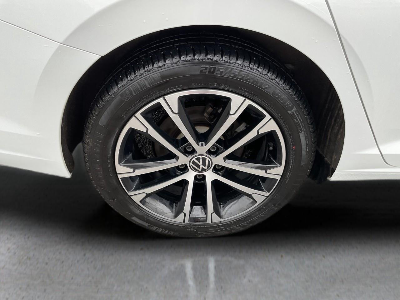 2024 Volkswagen Jetta Comfortline (A8) 4dr Sedan Photo